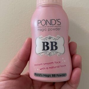 Pond's Magic BB Powder